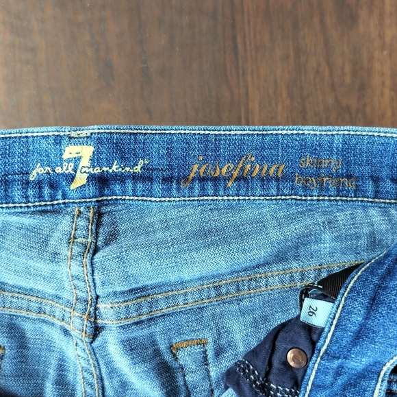 7 For All Mankind Josefina Skinny Boyfriend Medium Wash Distressed Jeans sz. 26 - Picture 2 of 10